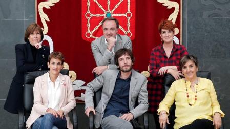 Los candidatos al Parlamento foral ponen el "turbo" en Twitter durante la campaña