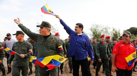 Maduro dice que hay "buenas noticias" en el diálogo con la oposición