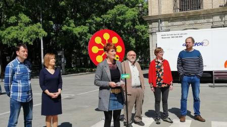 La candidata de EH Bildu a la Presidencia del Gobierno foral, Bakartxo Ruiz, en un acto electoral en Pamplona