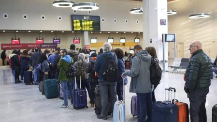 El crecimiento en 2019 de los pasajeros en el aeropuerto se debe a los vuelos a Madrid