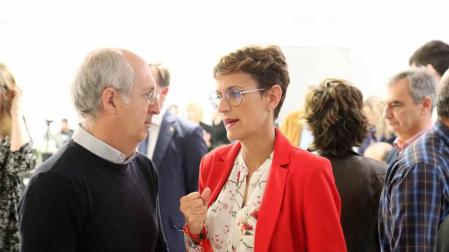 Todas las fotos de la llegada de los candidatos a la Presidencia de Navarra al debate organizado por Diario de Navarra