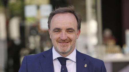 Esparza: "No voy a decir a quién voy a votar en las europeas"