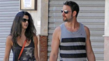 Clara Lago y Dani Rovira pasean su amor este verano