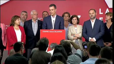 Sánchez: “Apelo a la responsabilidad para no dejar en manos de la ultraderecha la estabilidad de Gobiernos municipales y autonómicos”