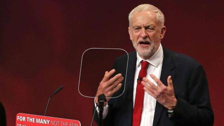 Corbyn pide a los tories que dejen al laborismo gestionar el 'Brexit'