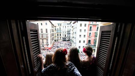 Concierto de ópera desde los balcones del Ayuntamiento de Pamplona, este sábado
