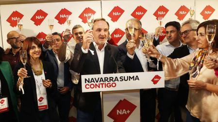 Esparza (NA+) asegura que "tiende la mano" al PSN para formar gobierno