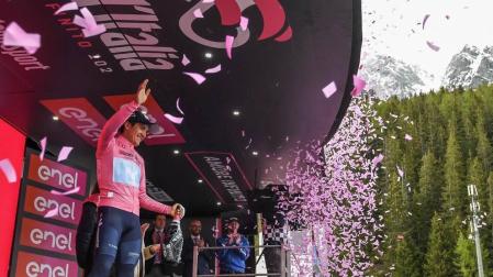 Damiano Cima (Nippo Vini Fantini) gana la 18ª etapa y Carapaz sigue de rosa