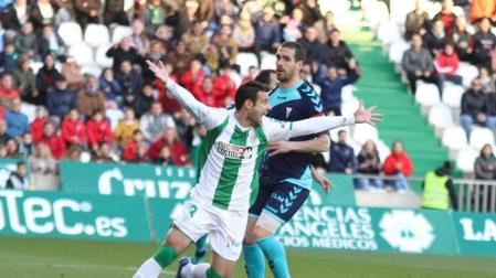 Málaga-Osasuna y Extremadura-Córdoba, partidos clave de la jornada