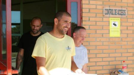 Carlos Aranda y Raúl Bravo abandonan la prisión de Zuera tras abonar la fianza