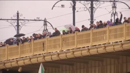Continúan las labores de búsqueda de los 21 turistas desaparecidos en el Danubio