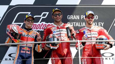 Petrucci arriesga y logra su primera victoria en MotoGP