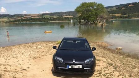 Policía Foral multa a una veintena de conductores en el embalse de Alloz