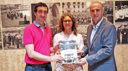 Presentación del libro "100 años con La Pamplonesa. 100 urte zurekin"