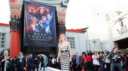 Sophie Turner, en el estreno mundial de "Dark Phoenix", que tuvo lugar en Los Ángeles