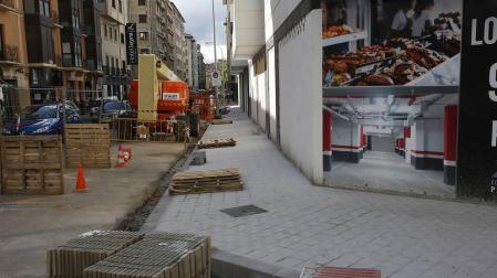 Vecinos critican la tala de árboles de la calle Amaya
