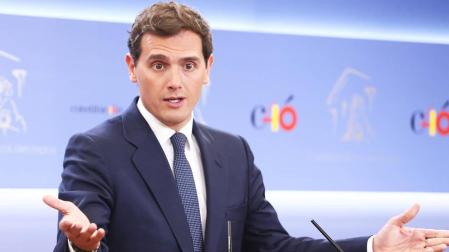 Albert Rivera cree que Navarra no puede usarse para "cambiar cromos"