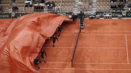 Aplazada al sábado la semifinal Djokovic-Thiem por la lluvia