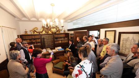 Un vídeo recoge los fondos medievales del Archivo Municipal de Pamplona