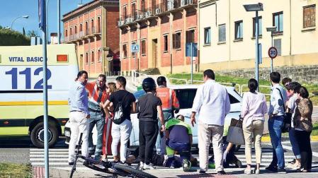 Herida grave una mujer de 86 años atropellada en Mendillori