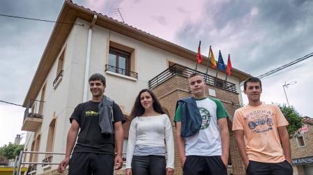 Ázqueta, un concejo veinteañero