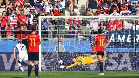 Dos penaltis dejan a España fuera del Mundial ante la campeona