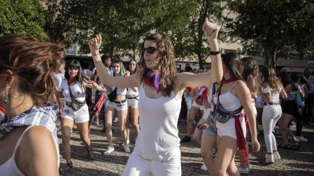 Fotos del cohete de inicio de las fiestas de Barañáin 2019