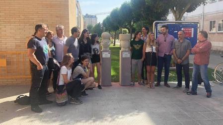 Los 'Pegman' de piedra se integran en Zizur