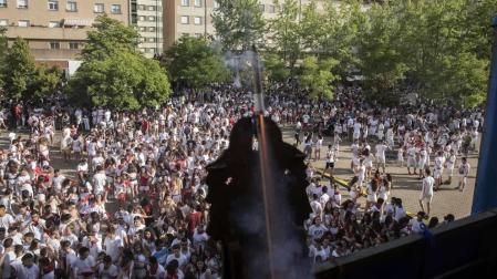 Fotos del cohete de inicio de las fiestas de Barañáin 2019