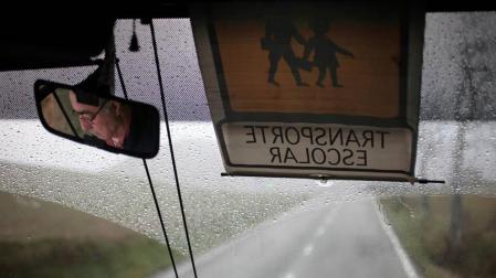 Alertan del exceso de horas en chóferes del transporte escolar