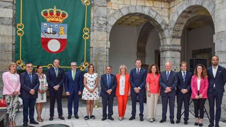 Revilla, elegido presidente de Cantabria por cuarta vez con el apoyo del PSOE