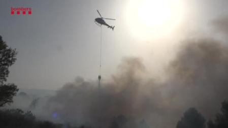 El incendio de Tarragona continúa fuera de control