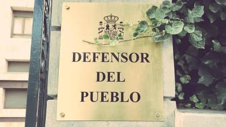 Un navarro ilegal en Ecuador denuncia que le impiden viajar a España para casarse