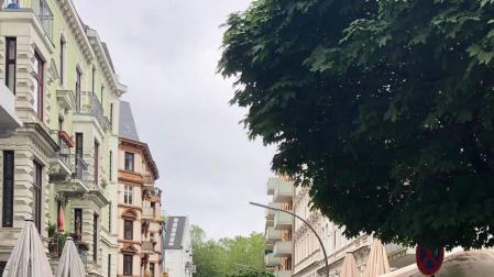 Santi Pérez Palacio, un diseñador gráfico en Hamburgo (Alemania)