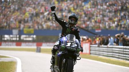 Viñales le quita el triunfo a un calculador Marc Márquez en Assen