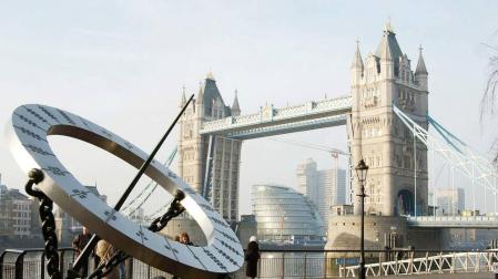 El Puente de la Torre de Londres revive su pasado en su 125 aniversario