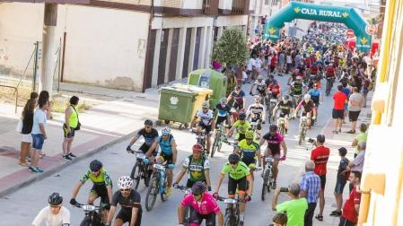 1.152 valientes hicieron frente a las altas temperaturas y pese a la ola de calor participaron en esta edición de la Extreme Bardenas, que fue ganada por el exciclista Haimar Zubeldia.