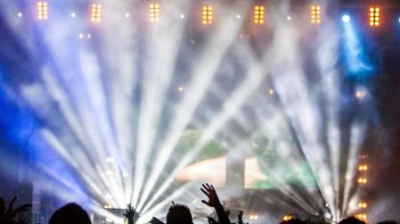 Concierto de Dj Josu Rodríguez en la Plaza de los Fueros