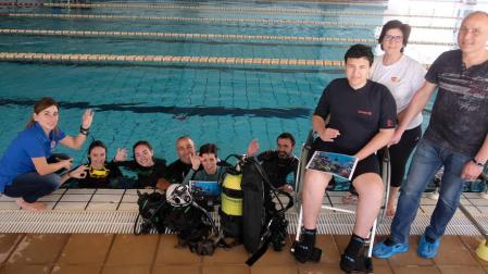 Buceo para personas con discapacidad: brazadas de vida