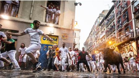 El fotógrafo de Diario de Navarra Rubén Albarrán gana el Fotografía del Encierro