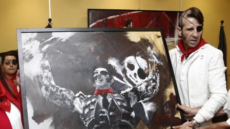 Padilla, homenajeado por la afición antes de su último paseíllo en Pamplona