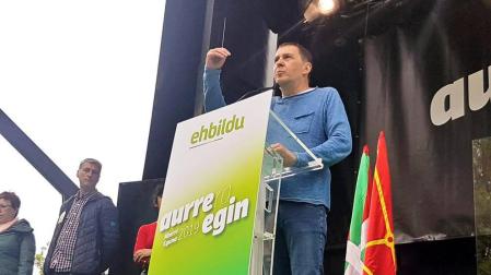 Otegi pide "un millón de votos para enfrentar a la derecha"