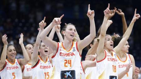 España sella el pase a la final con una lección de carácter