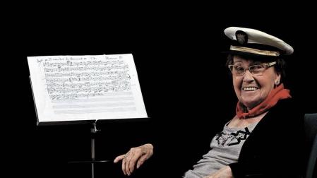 Charo Solchaga: “No nos cansamos de aplaudirles, y todo es poco”