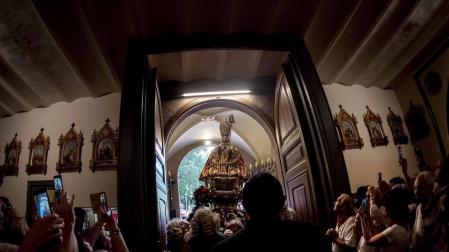 Pamplona volvió a engalanarse en el día grande de las fiestas para rendir homenaje al patrón.