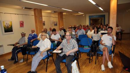 Asistentes a la Asamblea Ordinal de Socios del CD Tudelano.