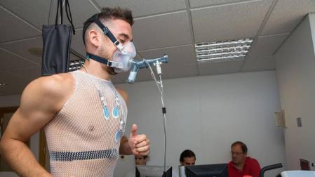 Oier, Rubén Martínez, Sergio Herrera, Juan Pérez, Nacho Vidal, Iñigo Pérez, Antonio Otegui, Kike Barja y Luis Perea han superado este miércoles el reconocimiento médico.