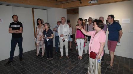 Fotos en la intimidad del artista.