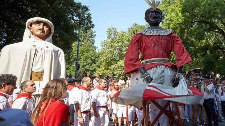 Fotos del recorrido de la Comparsa de Gigantes y Cabezudos de Pamplona del día 9 de julio de San Fermín 2019