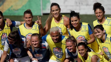 Neymar: "Mi mejor recuerdo en el fútbol es cuando remontamos al PSG en Barcelona"